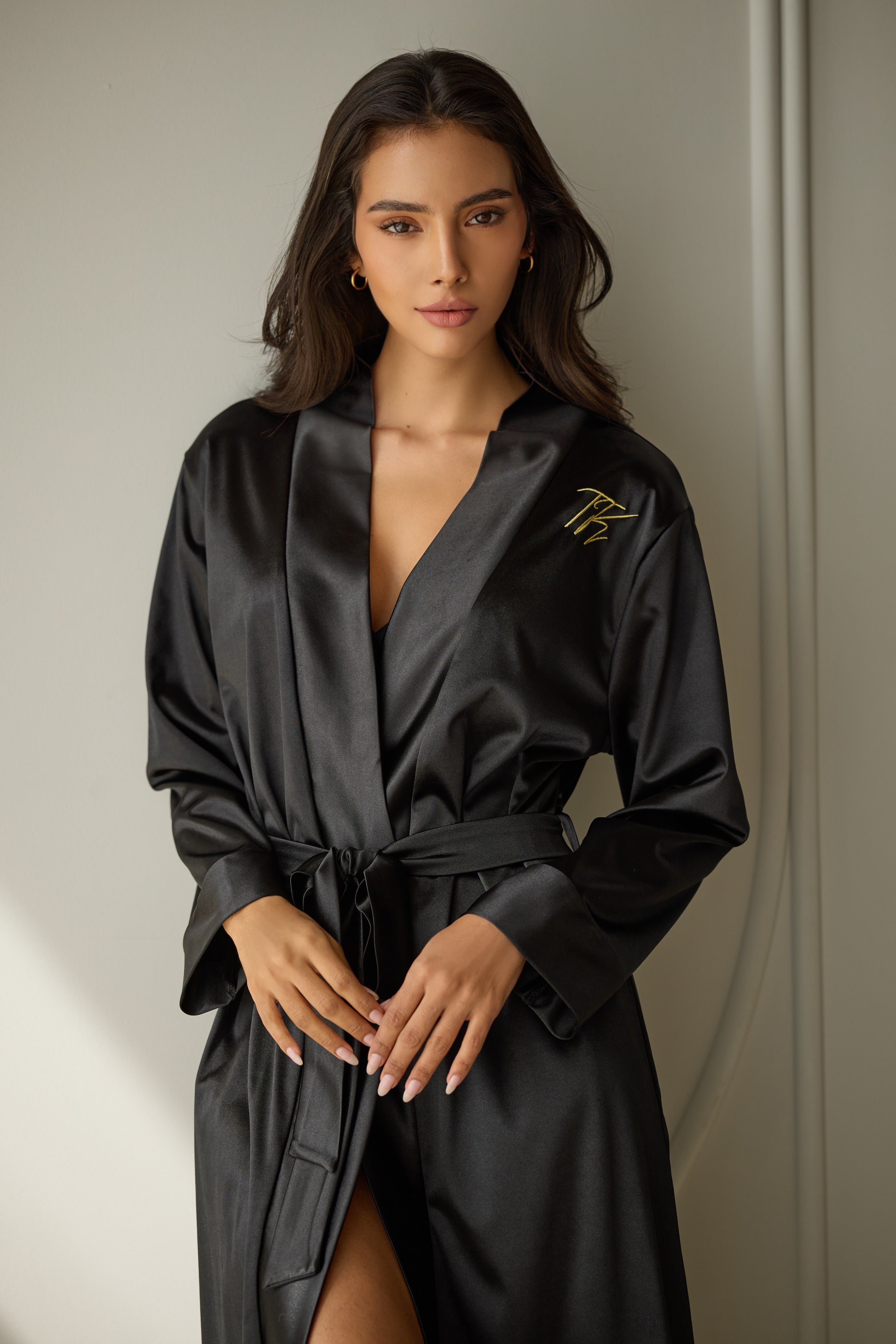 Robe - Noir Black